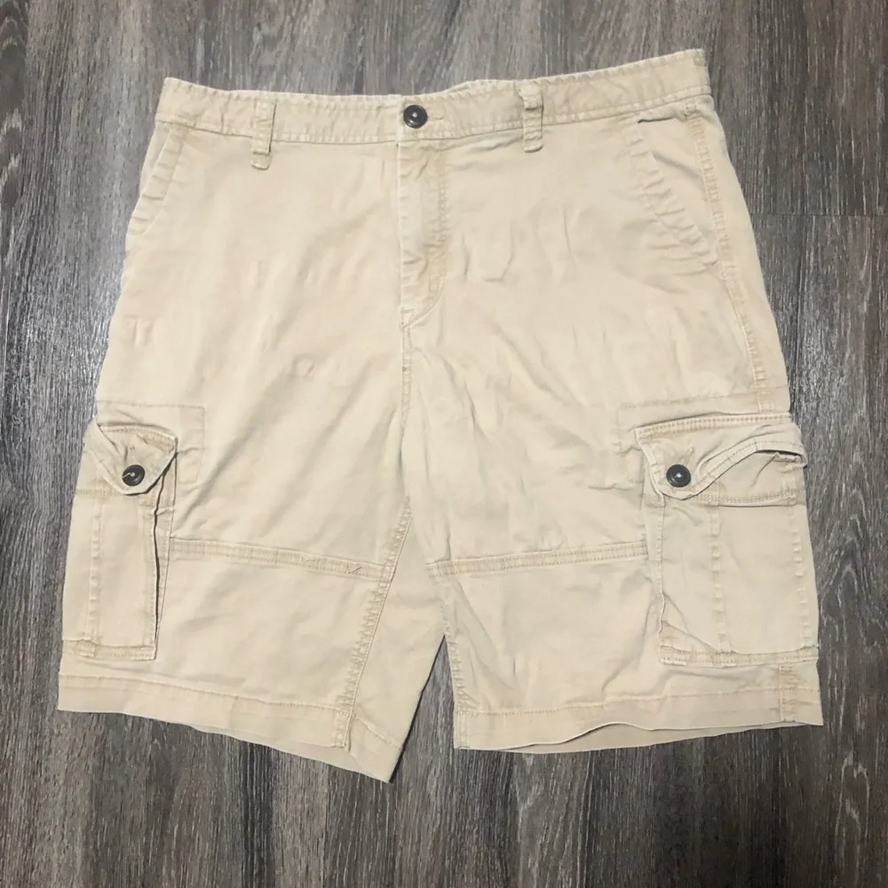 Aeropostale Tan Cargo Shorts